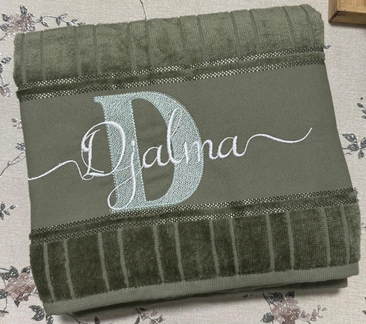Toalha bordada Djalma