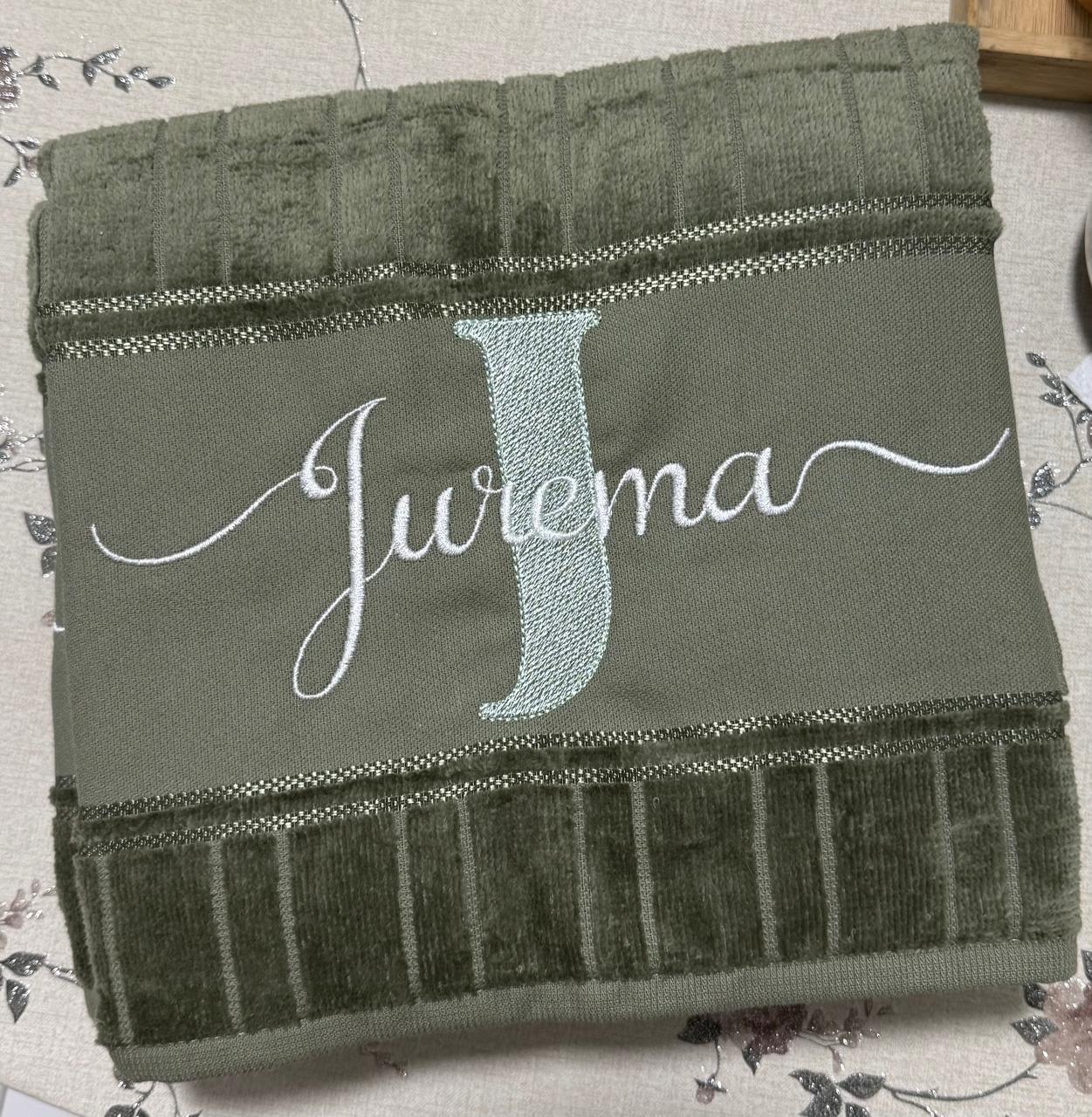 Toalha bordada Jurema